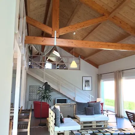 빌라 Refuge Holiday Homes - Wooden 신트라